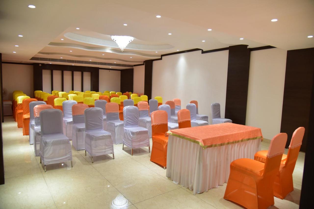 Hotel Crystal Grand Haldwani Exterior photo